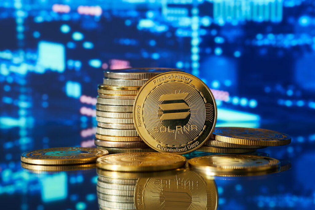 Solana (SOL) ranks top in DEX trading in March, with nearly $50 billion