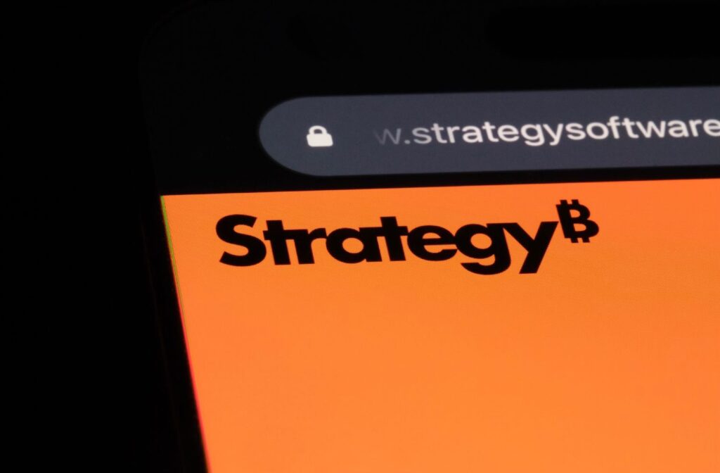 Analyst sets Strategy stock price target as Bitcoin soars