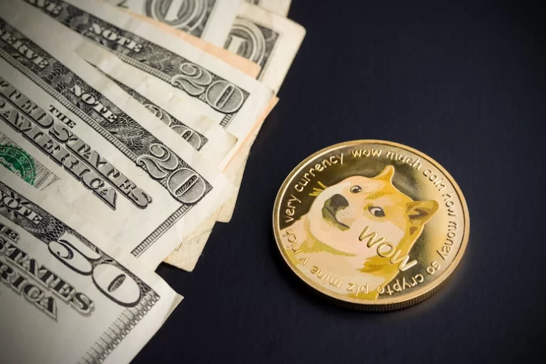 dogecoin-whales-hit-a-6-month-high-in-activity-19e5775.webp