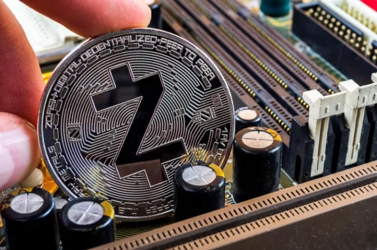 is-zcash-pump-a-warning-sign-for-bitcoin-price-7c3d3b3.webp