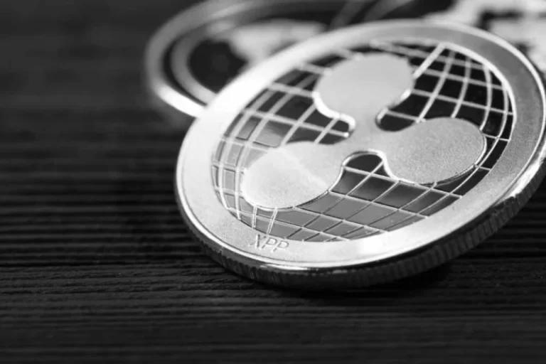 xrp-ledgers-new-addresses-crash-over-80-to-an-18-month-low-bde30c6.webp