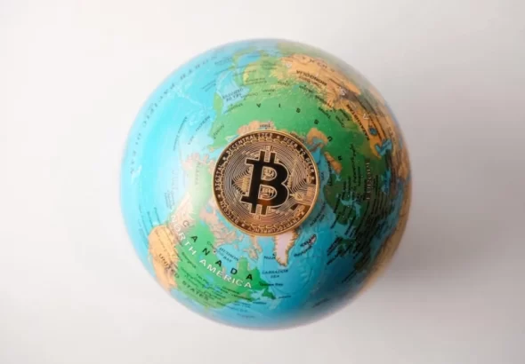 bitcoin-active-addresses-drop-to-the-lowest-level-in-over-7-years-124ba4f.webp