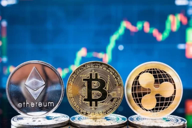 xrp-sees-20m-in-weekly-cash-flow-as-bitcoin-and-eth-bleed-3a34724.webp