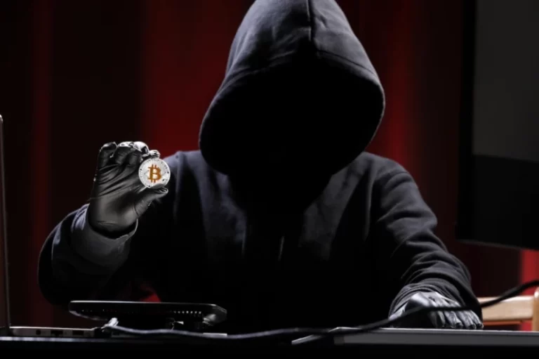 crypto-hacks-drained-955-million-in-h1-2026-finbold-report-e72fc6f.webp